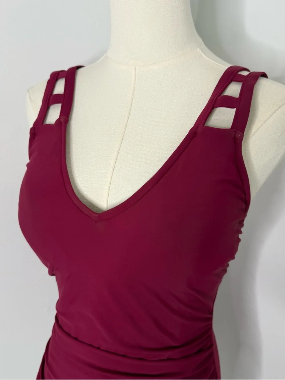 Aqua Green One Piece Swimsuit Size Medium Magenta Ruched Tummy Control